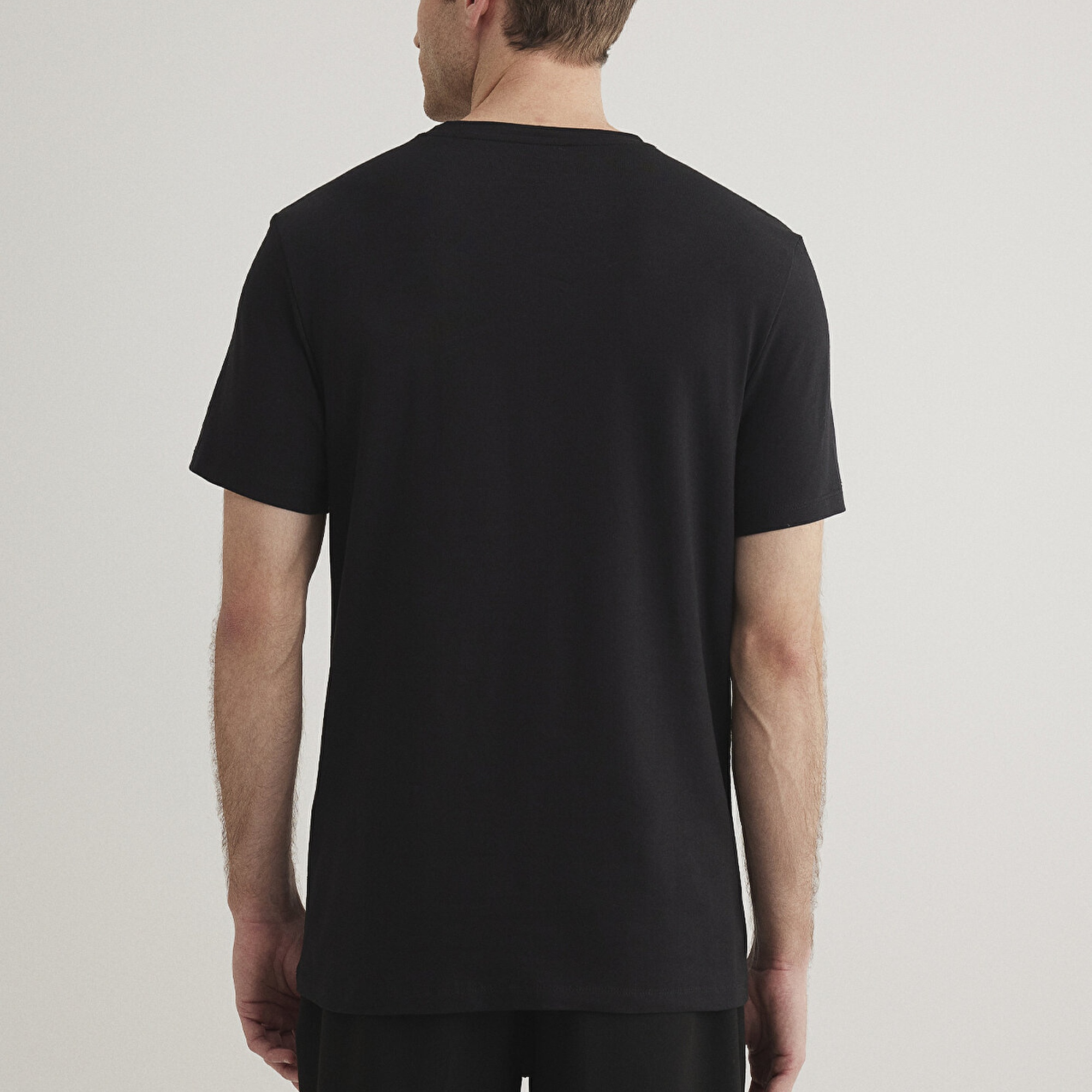 Mavi Stretch Siyah Basic Tişört Fitted / Vücuda Oturan Kesim 061747-900