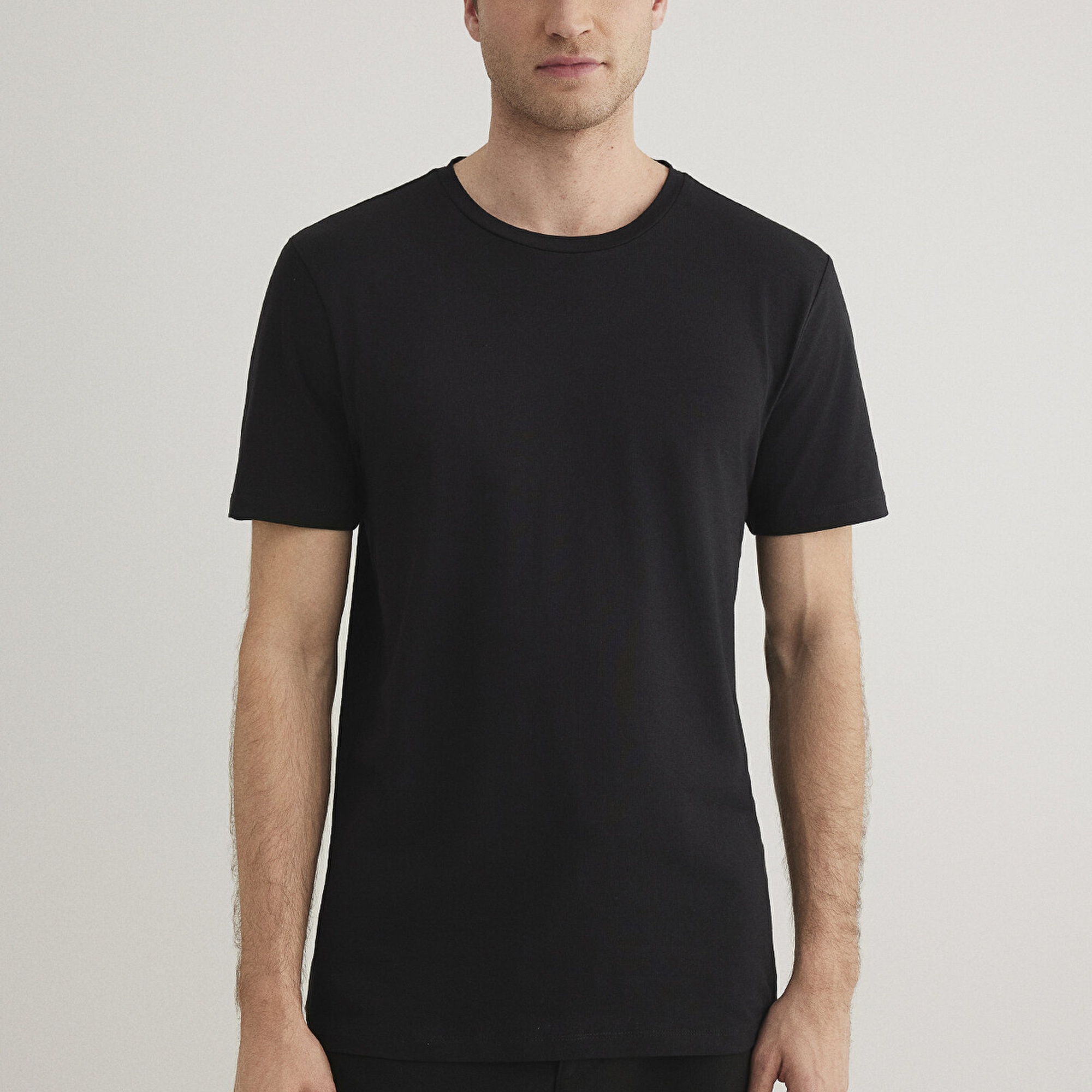 Mavi Stretch Siyah Basic Tişört Fitted / Vücuda Oturan Kesim 061747-900