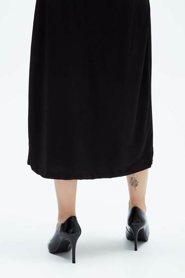  Tamer Tanca Kadın Hakiki Deri Siyah Rugan Topuklu Ayakkabı