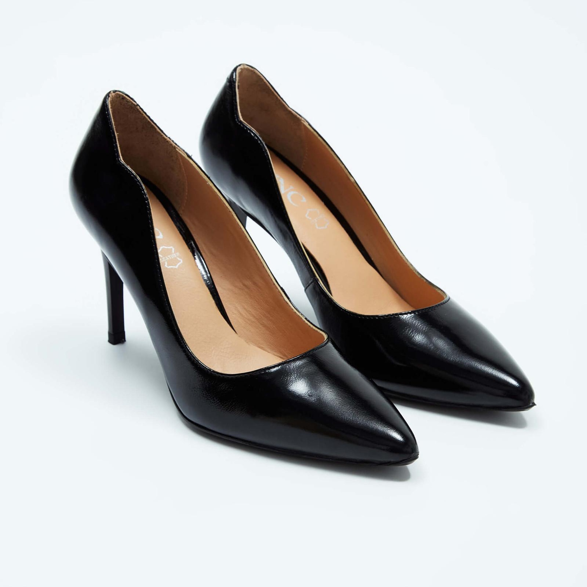 Tamer Tanca Kadın Hakiki Deri Siyah Rugan Topuklu Ayakkabı