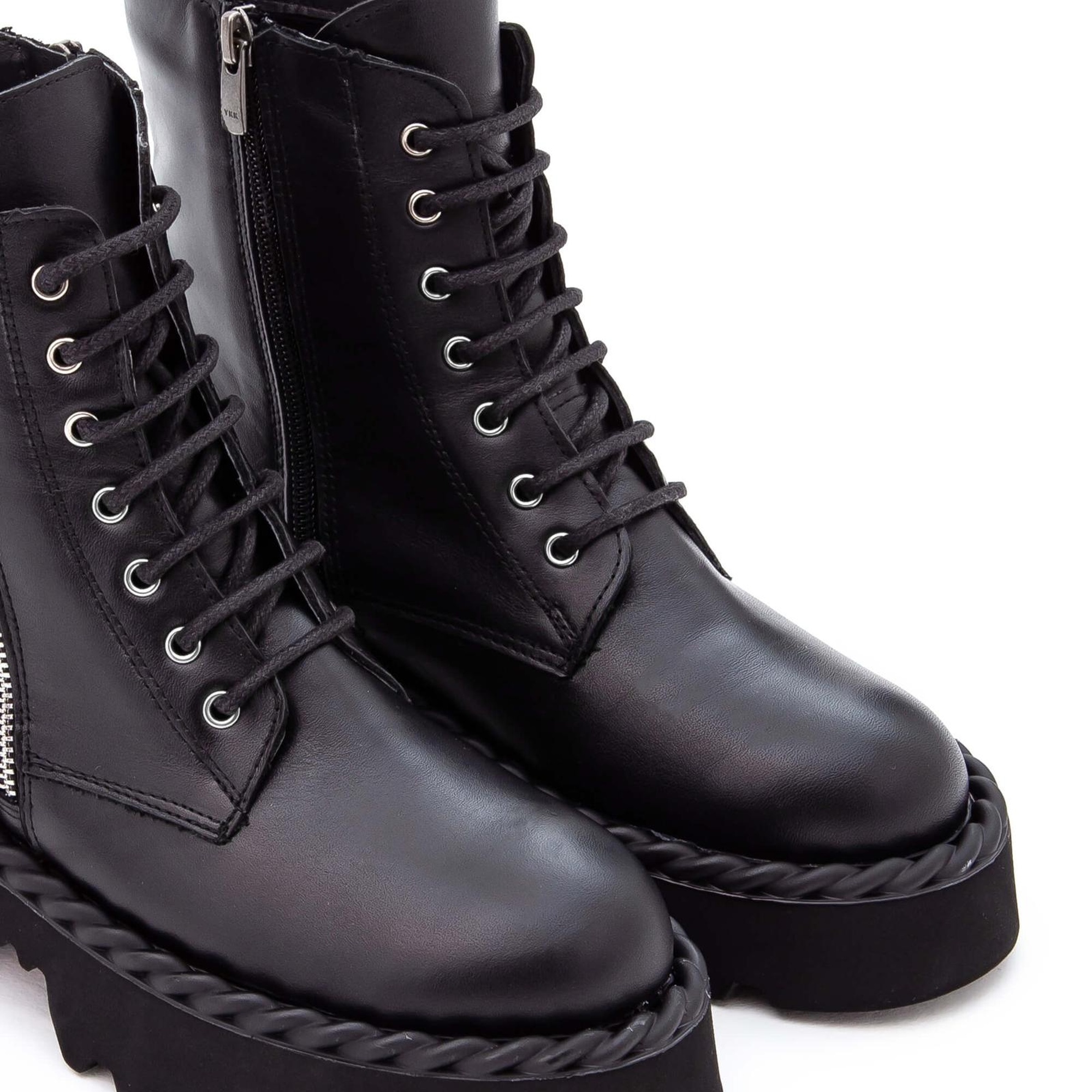 Tamer Tanca Kadın Hakiki Deri Siyah Analin POSTAL Bot