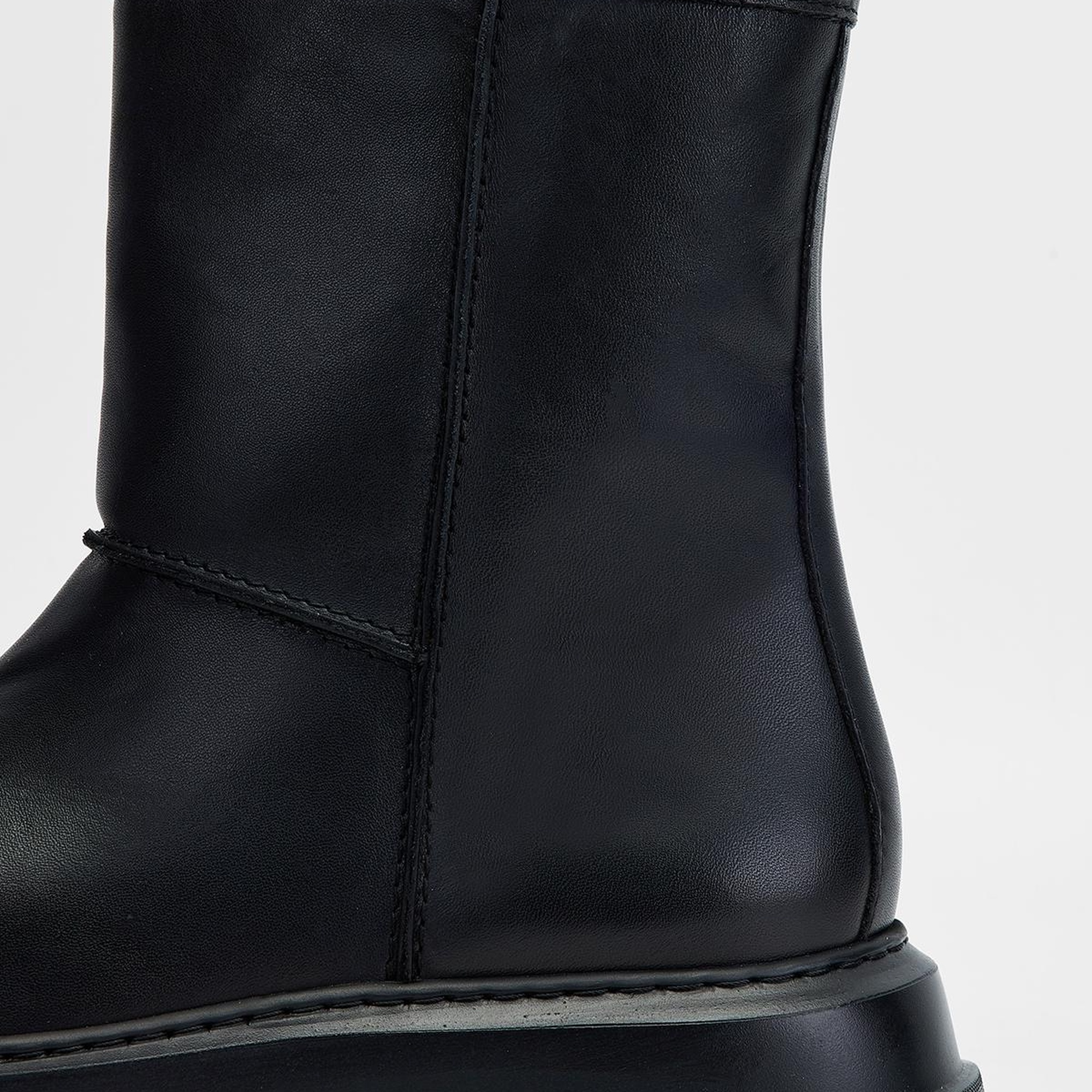 Valmenti Kadın Siyah Hakiki Deri Casual Bot