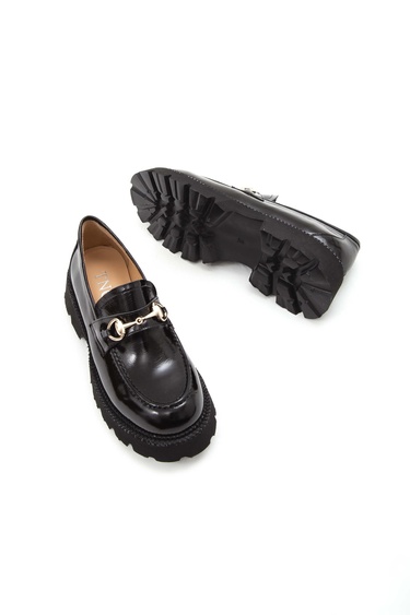  Tamer Tanca Kadın Hakiki Deri Siyah Rugan Loafer Ayakkabı