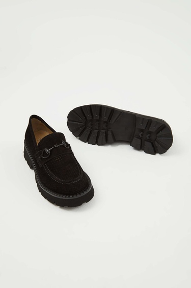  Tamer Tanca Kadın Hakiki Deri Siyah Süet Loafer Ayakkabı