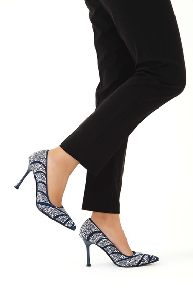  Tamer Tanca Kadın Hakiki Deri Lacivert Abiye Ayakkabı