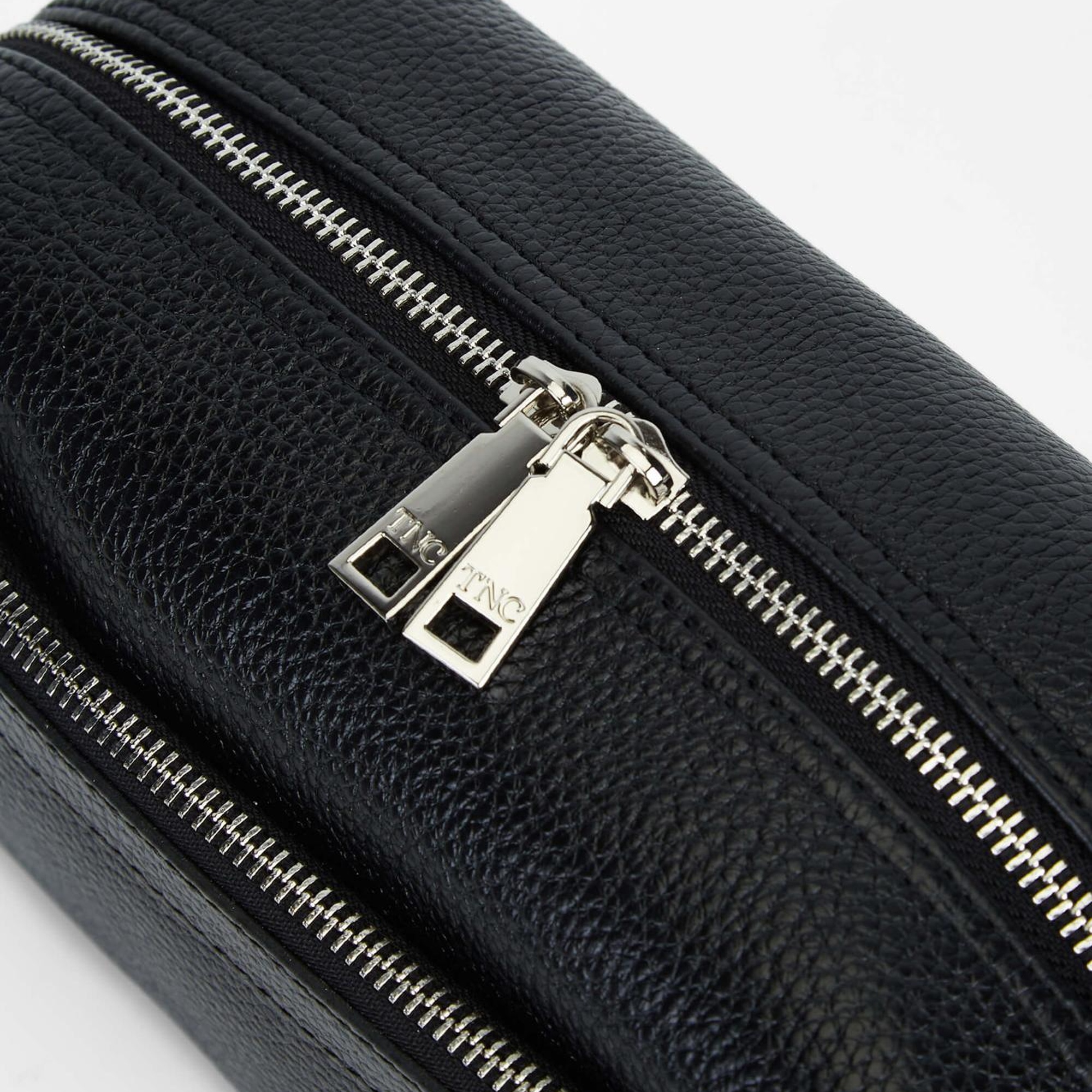 Tamer Tanca Erkek Hakiki Deri Siyah Traş Çantası