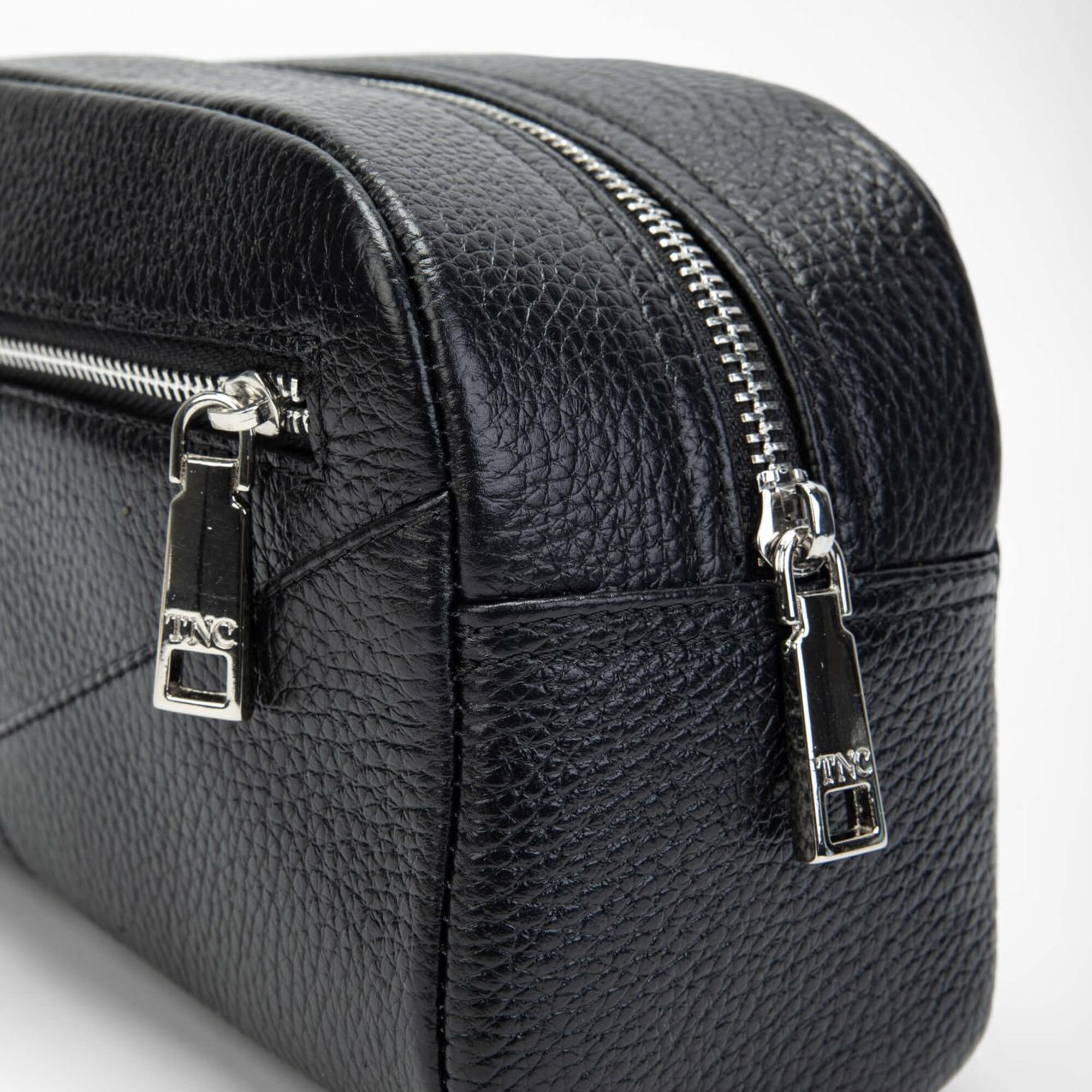 Tamer Tanca Erkek Hakiki Deri Siyah Traş Çantası