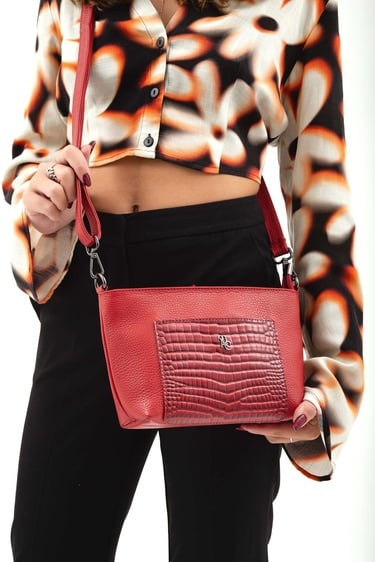  Tamer Tanca Kadın Hakiki Deri Kırmızı Omuz Çanta