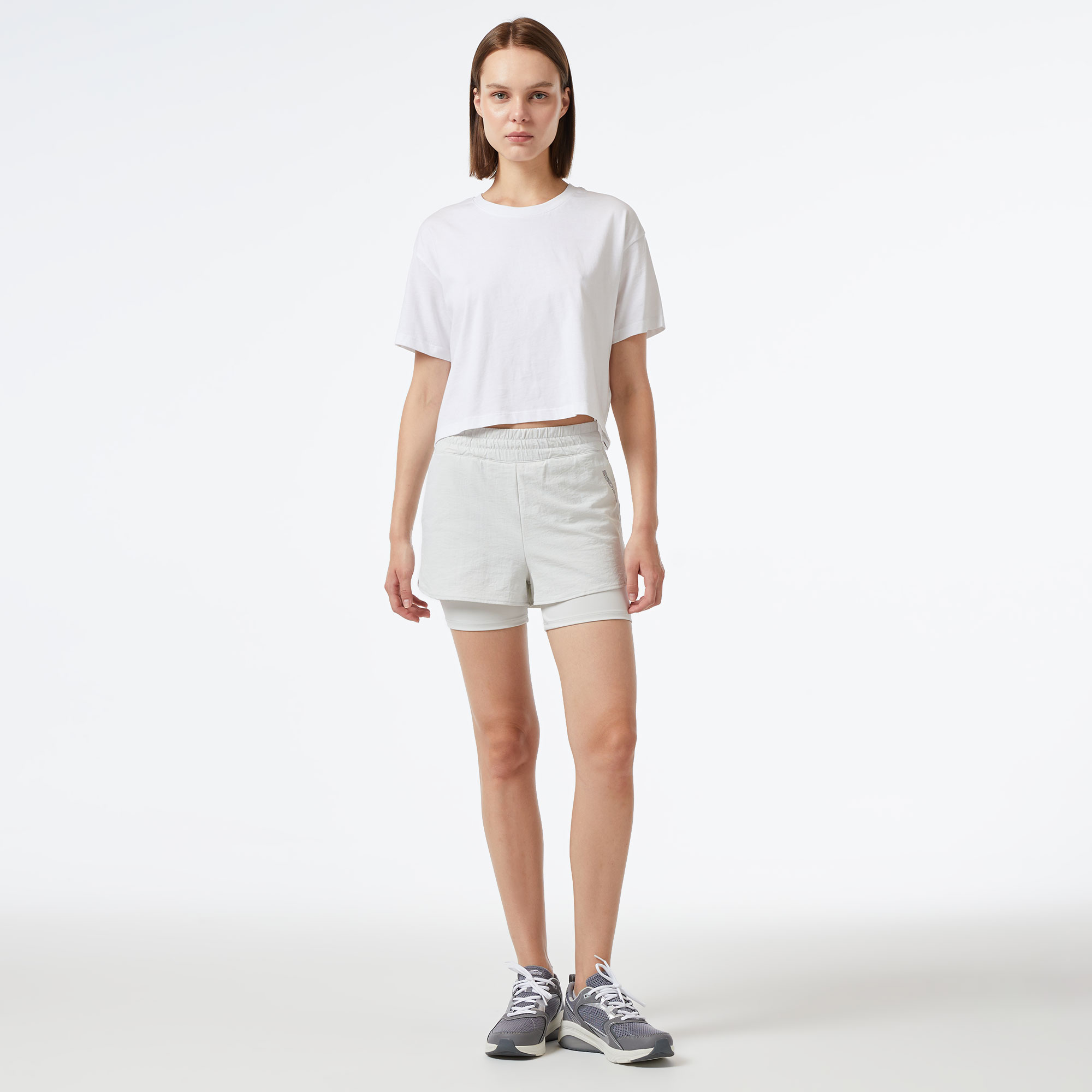  Skechers Performance Kadın Gri Günlük Şort