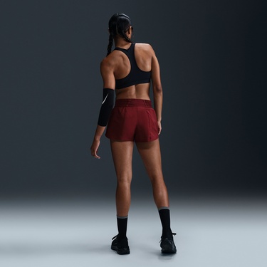  Nike One Swoosh Dri-Fit Kadın Bordo Şort