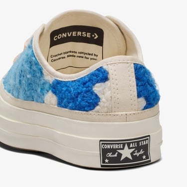  Converse Upcycle Crochet Blankets Chuck 70 Unisex Mavi Sneaker