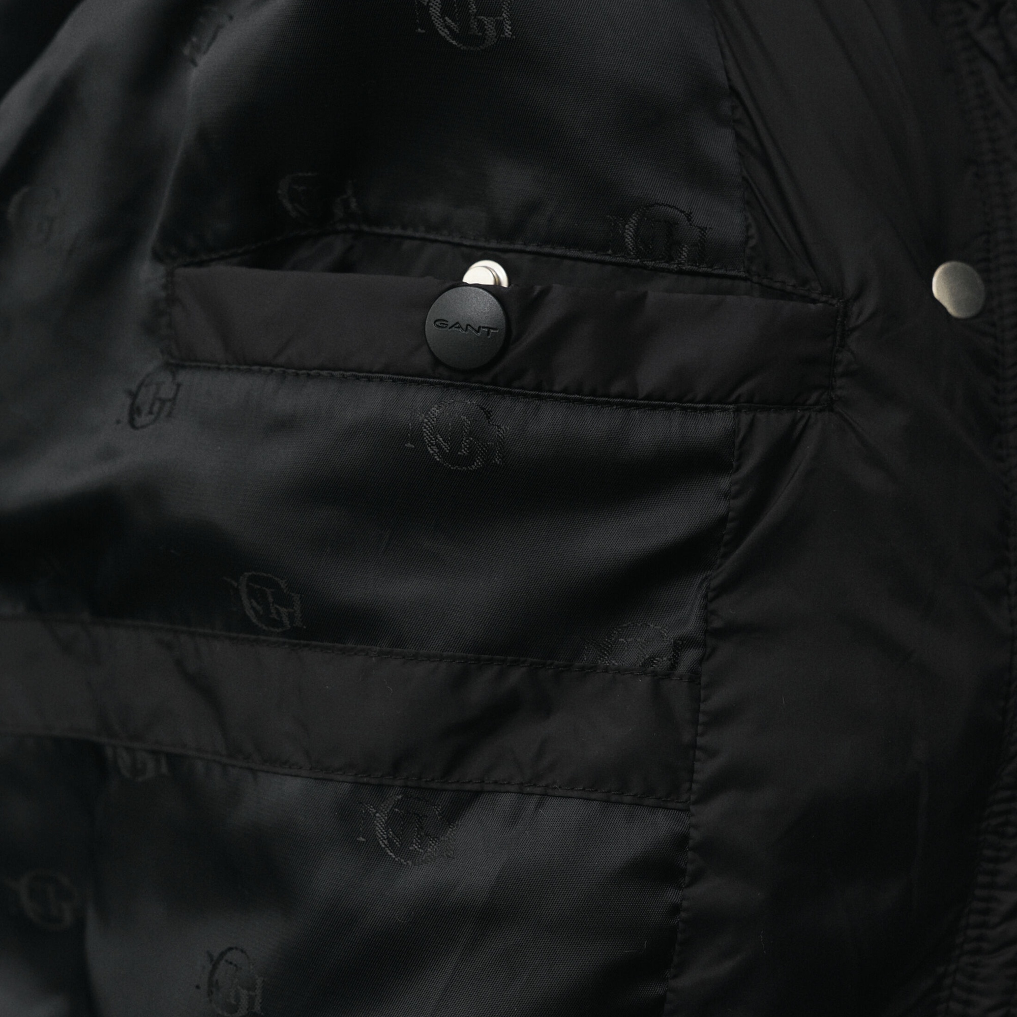 GANT Kadın Siyah Kapüşonlu Kaz Tüyü Mont