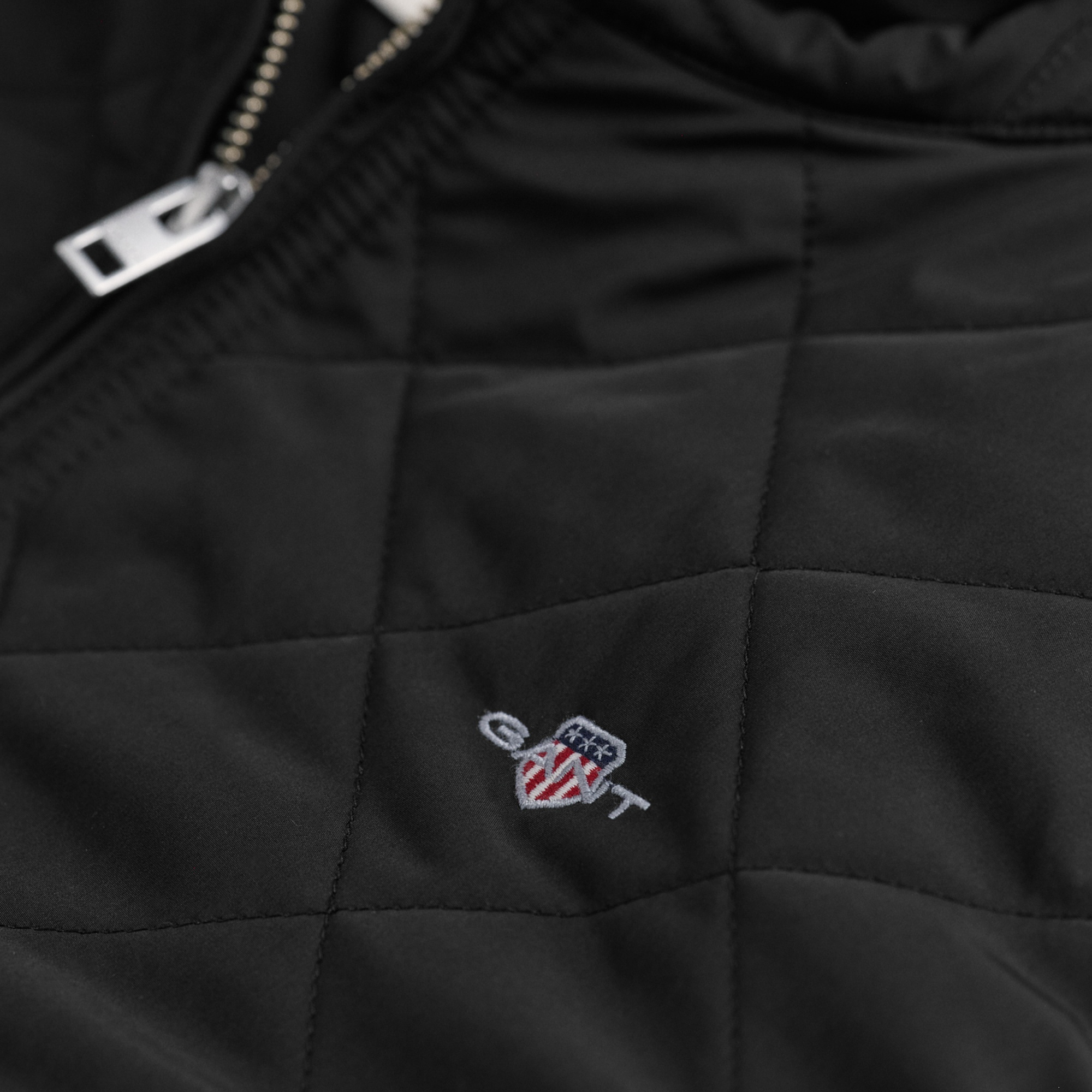 GANT Erkek Siyah Dik Yaka Kapitone Rüzgarlık