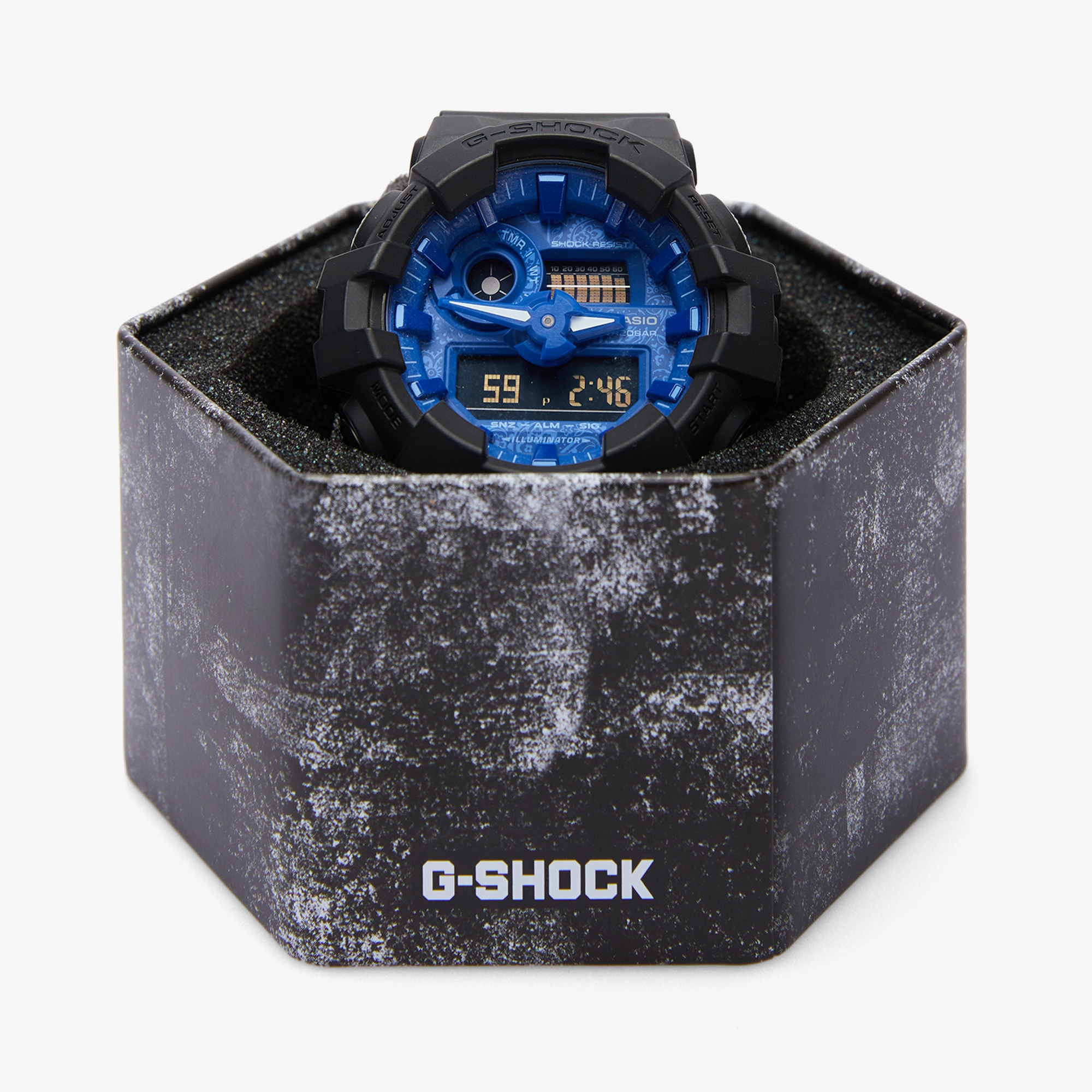 Casio GA-700BP-1ADR Erkek Siyah Kol Saati