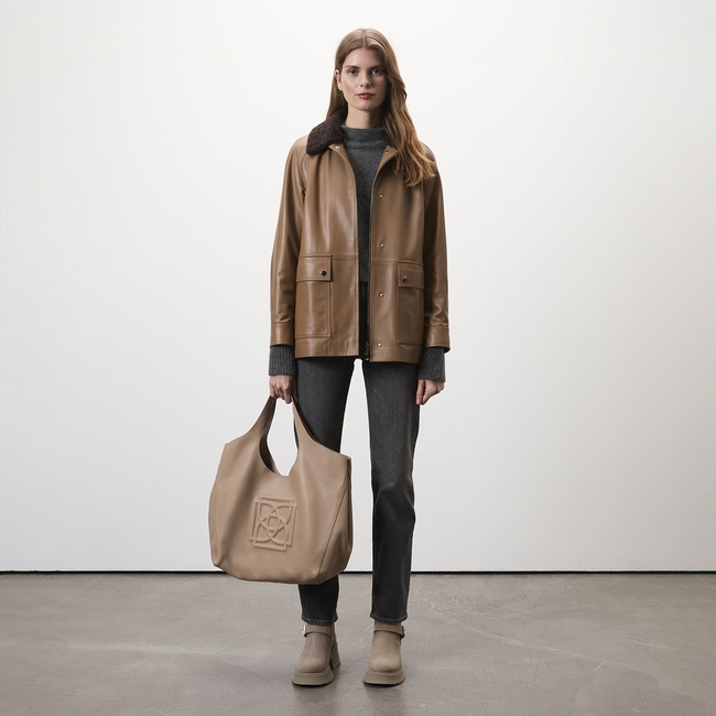  Mileni Açık Kahve Kadın Kürk Yakalı Kaban