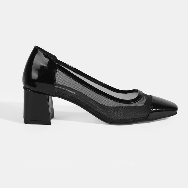  Kadın Siyah File Detaylı Topuklu Klasik Ayakkabı