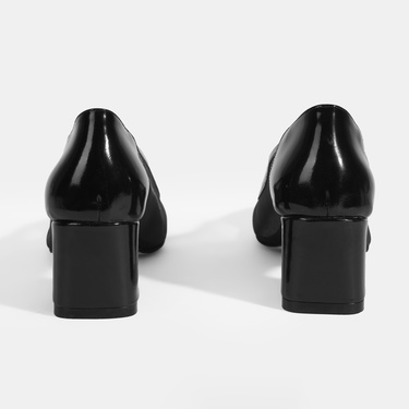  Kadın Siyah File Detaylı Topuklu Klasik Ayakkabı