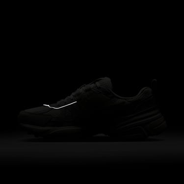  Nike V2K Run Kadın Krem Rengi Spor Ayakkabı