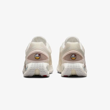  Nike Air Max SE Kadın Beyaz Spor Ayakkabı