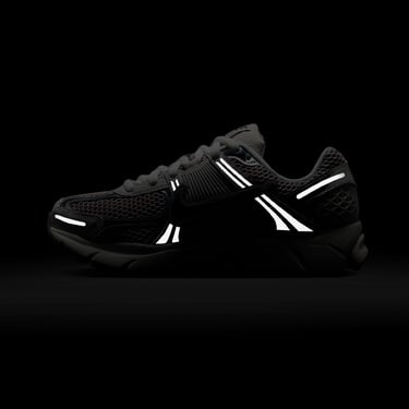  Nike Zoom Vomero 5 Kadın Gri Spor Ayakkabı
