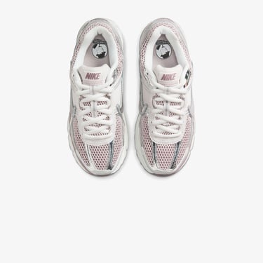  Nike Zoom Vomero 5 Kadın Gri Spor Ayakkabı