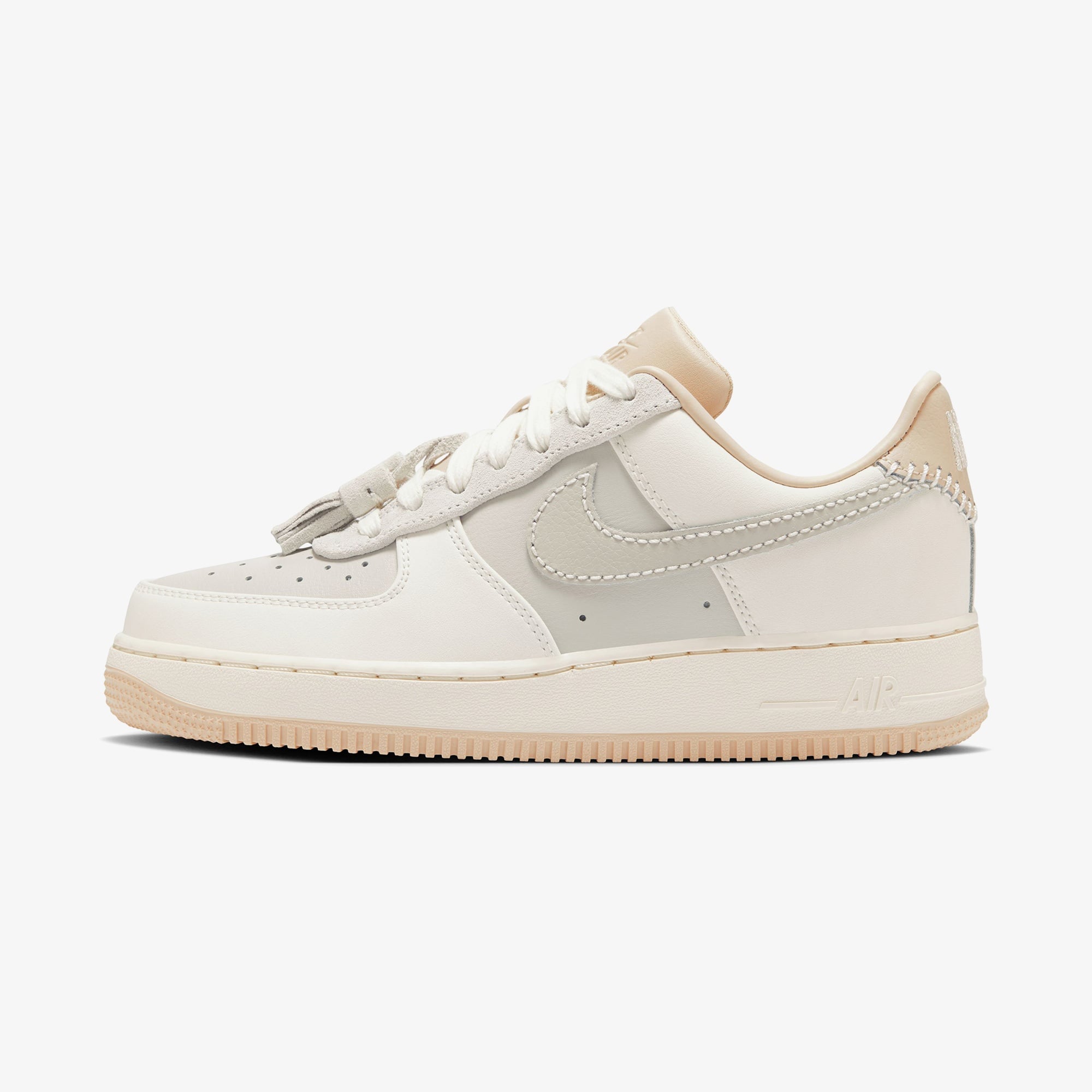 Nike Air Force 1 '07 Kadın Krem Rengi Spor Ayakkabı