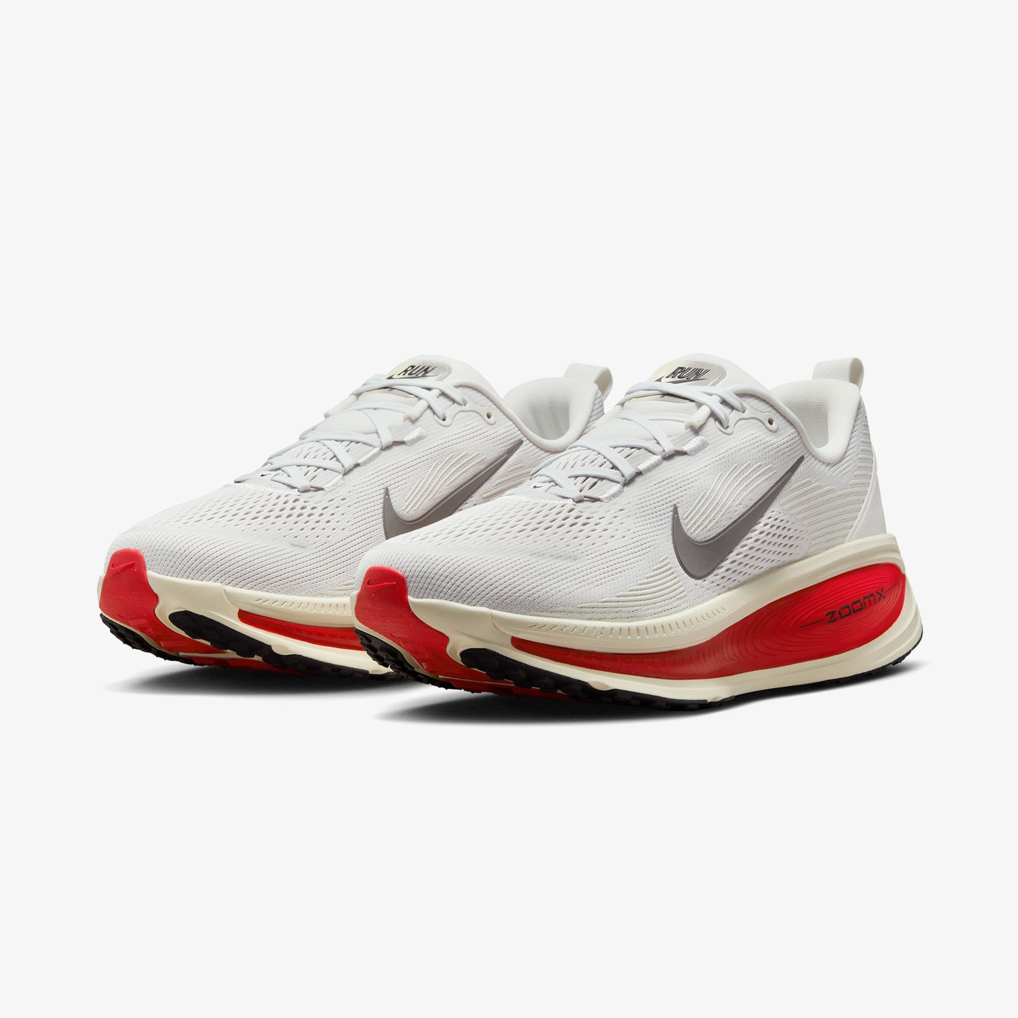 Nike Vomero 18 Erkek Beyaz Koşu Ayakkabısı