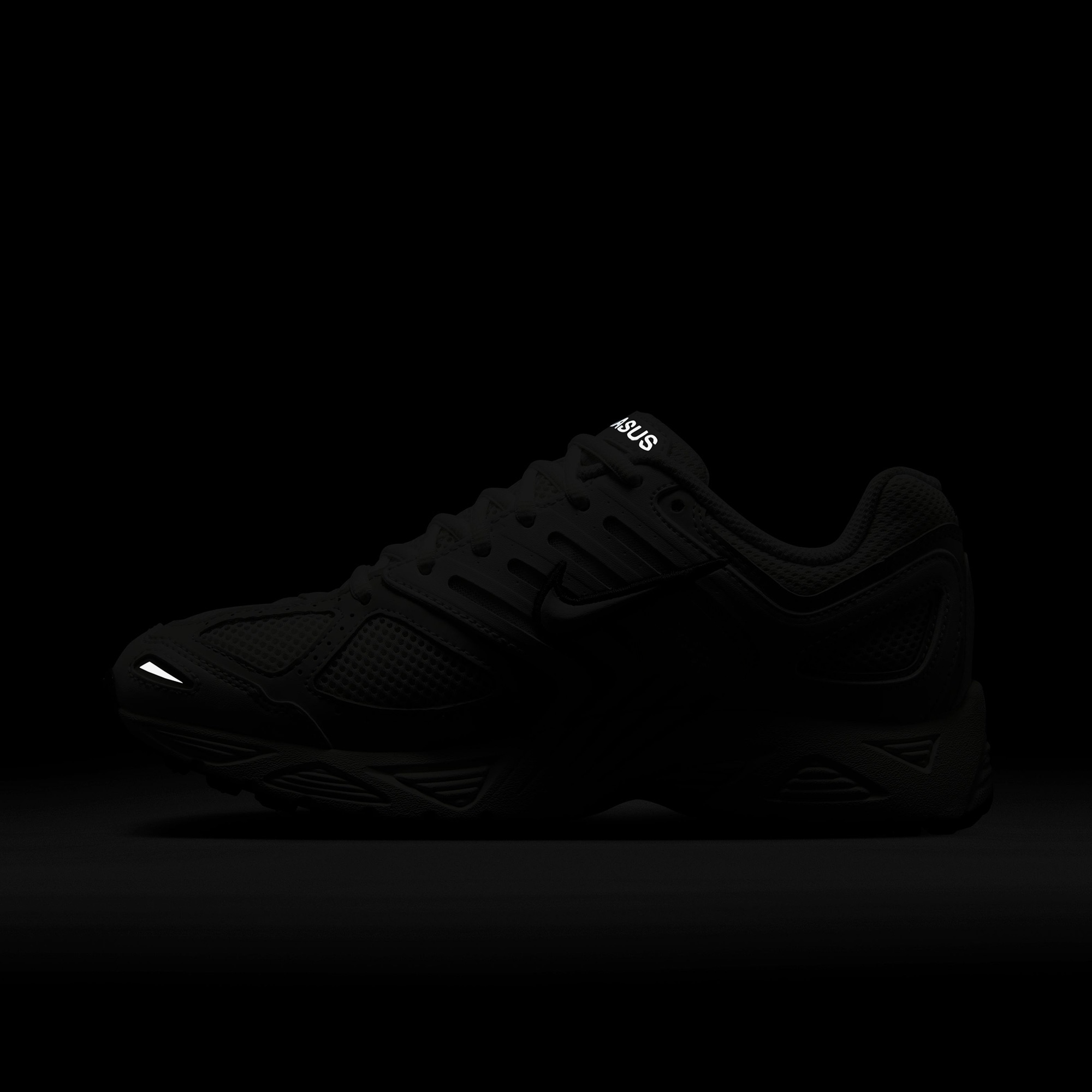 Nike Air Pegasus 2005 Kadın Beyaz Spor Ayakkabı