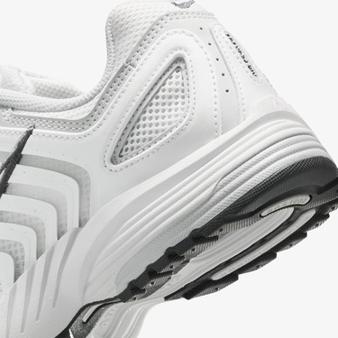  Nike Air Pegasus 2005 Kadın Beyaz Spor Ayakkabı