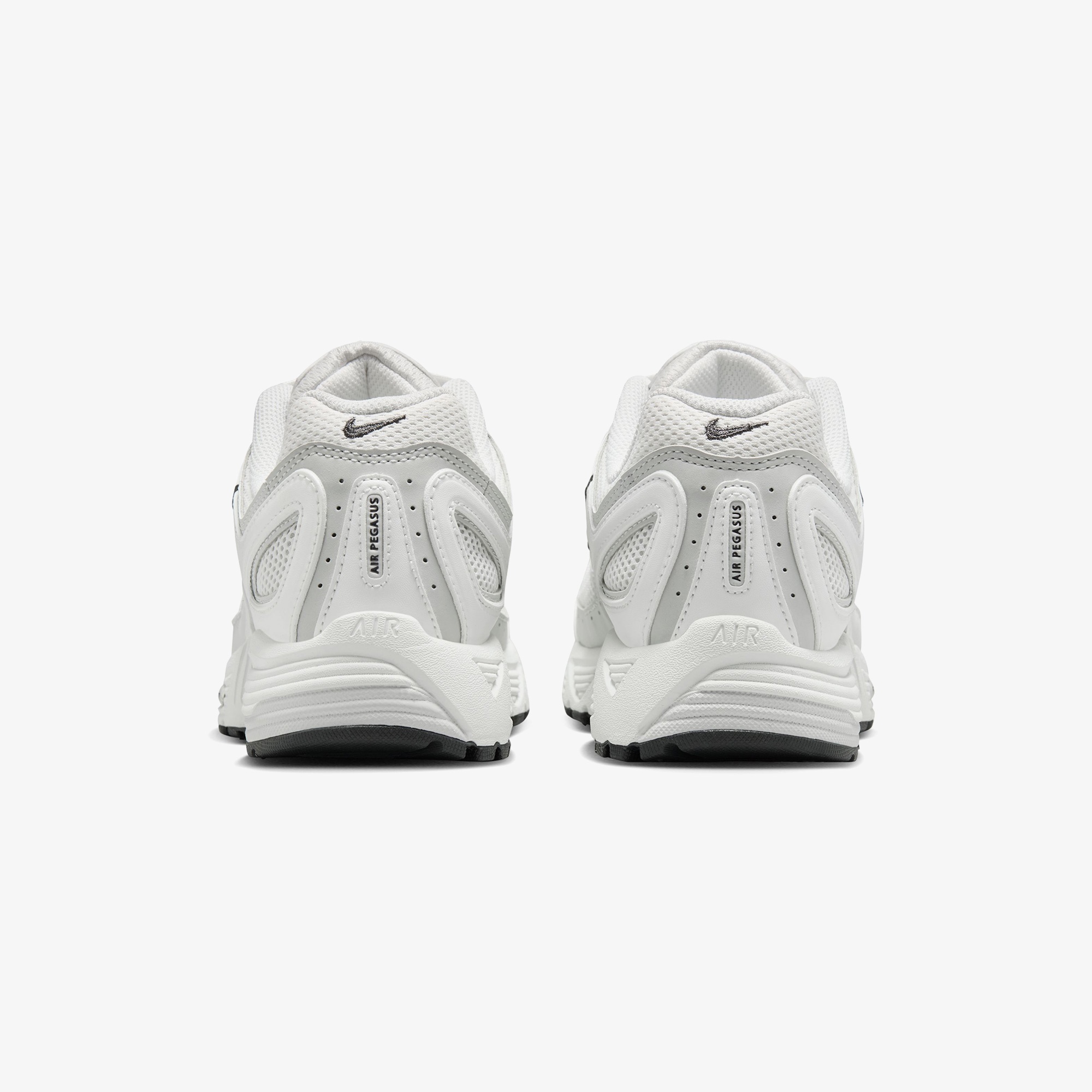 Nike Air Pegasus 2005 Kadın Beyaz Spor Ayakkabı