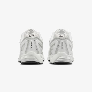  Nike Air Pegasus 2005 Kadın Beyaz Spor Ayakkabı