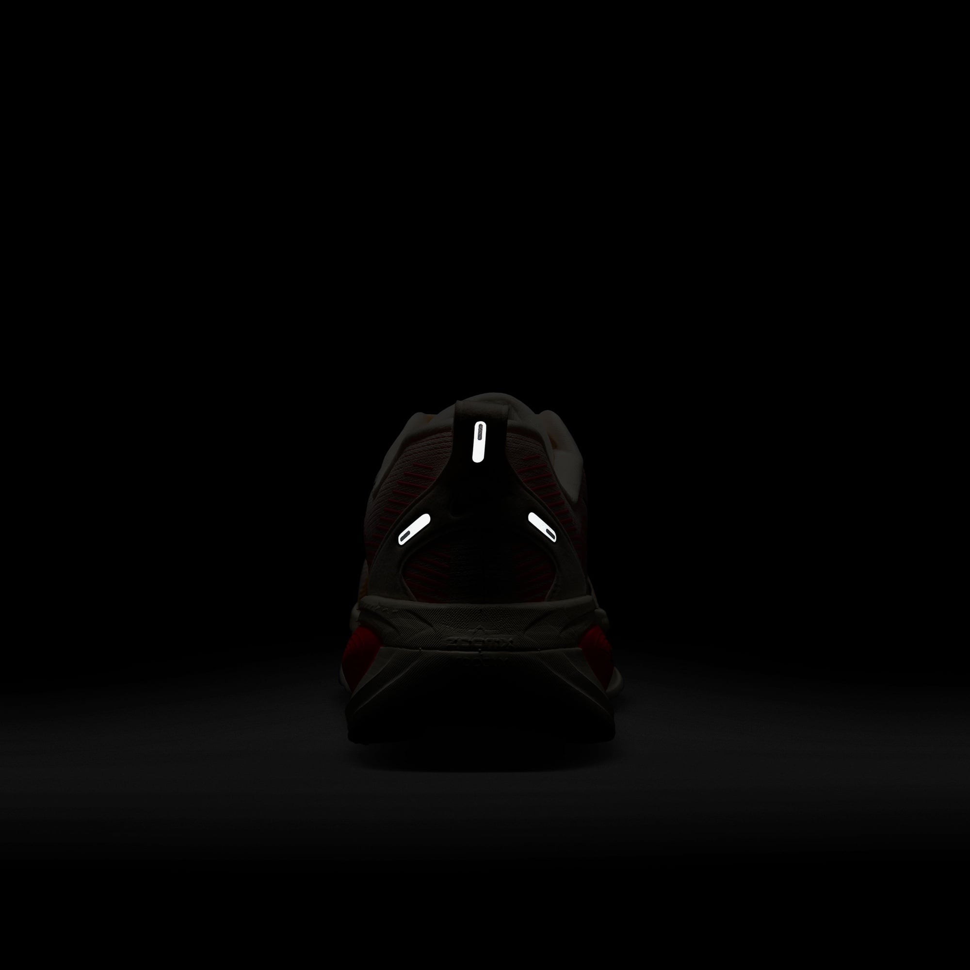 Nike Vomero 18 Kadın Turuncu Koşu Ayakkabısı