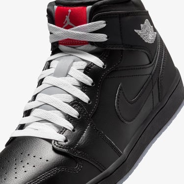 Jordan Air 1 Mid SE Erkek Siyah Spor Ayakkabı