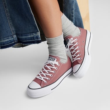  Converse Chuck Taylor All Star Lift Kadın Pembe Platform Sneaker