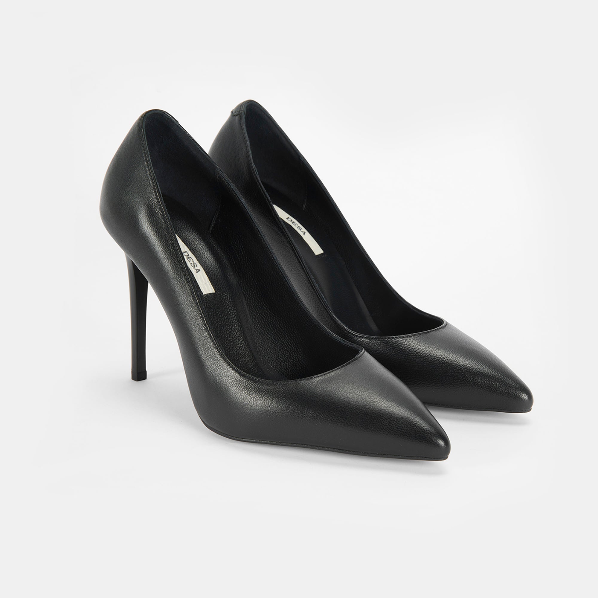 Kadın Siyah Deri Topuklu Klasik Ayakkabı