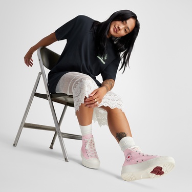  Converse Chuck Taylor All Star Lift Hearts Unisex Pembe Platform Sneaker