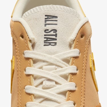  Converse Run Star Trainer Unisex Turuncu Deri Sneaker