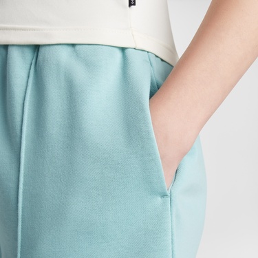  Converse Kadın Star Chevron Açık Mavi Şort