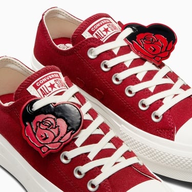  Converse Chuck Taylor All Star Lift Hearts Kadın Kırmızı Platform Sneaker