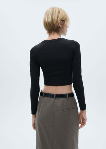  Mango Kadın Kısa Modal Tişört Siyah