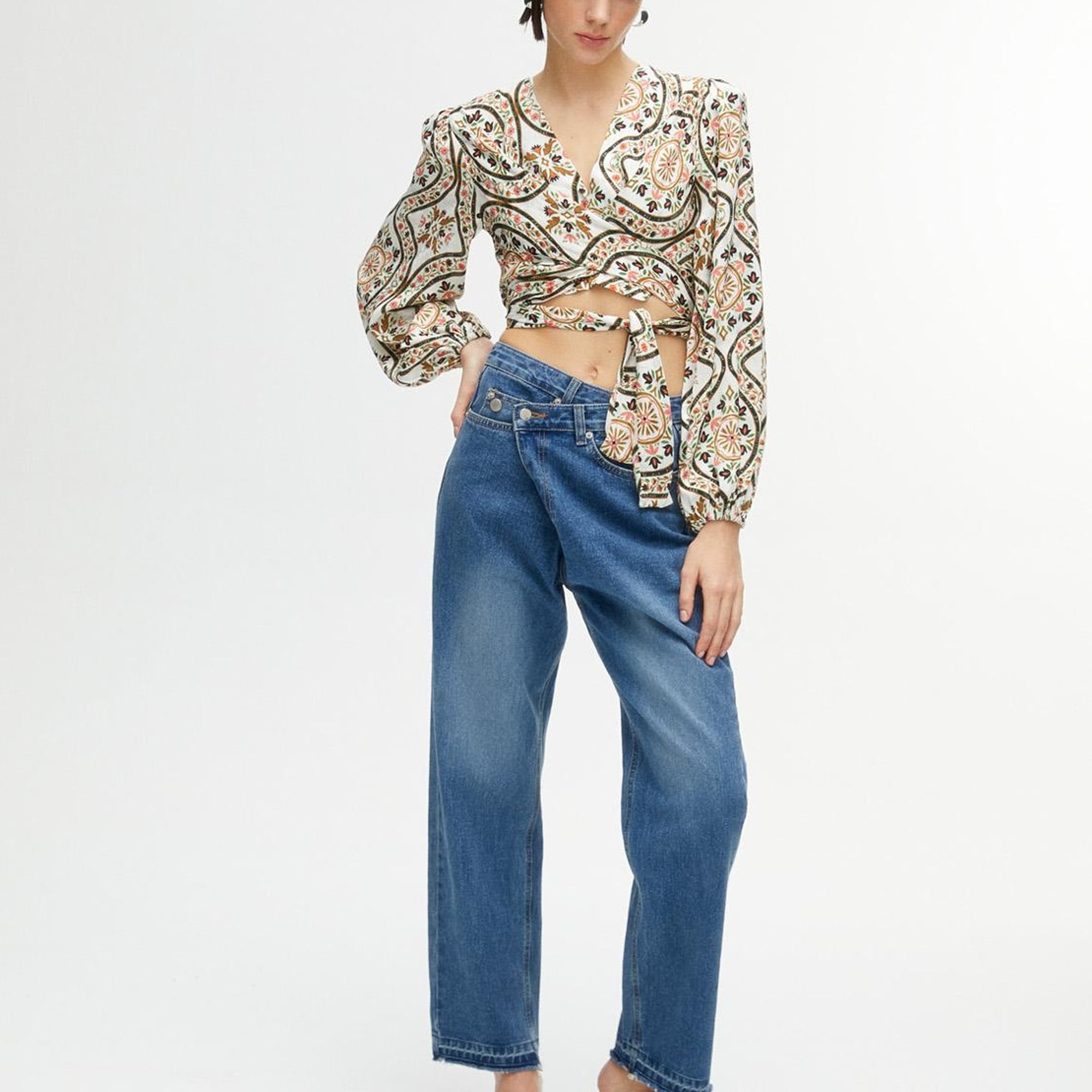 Asimetrik Kapamalı Jean Pantolon