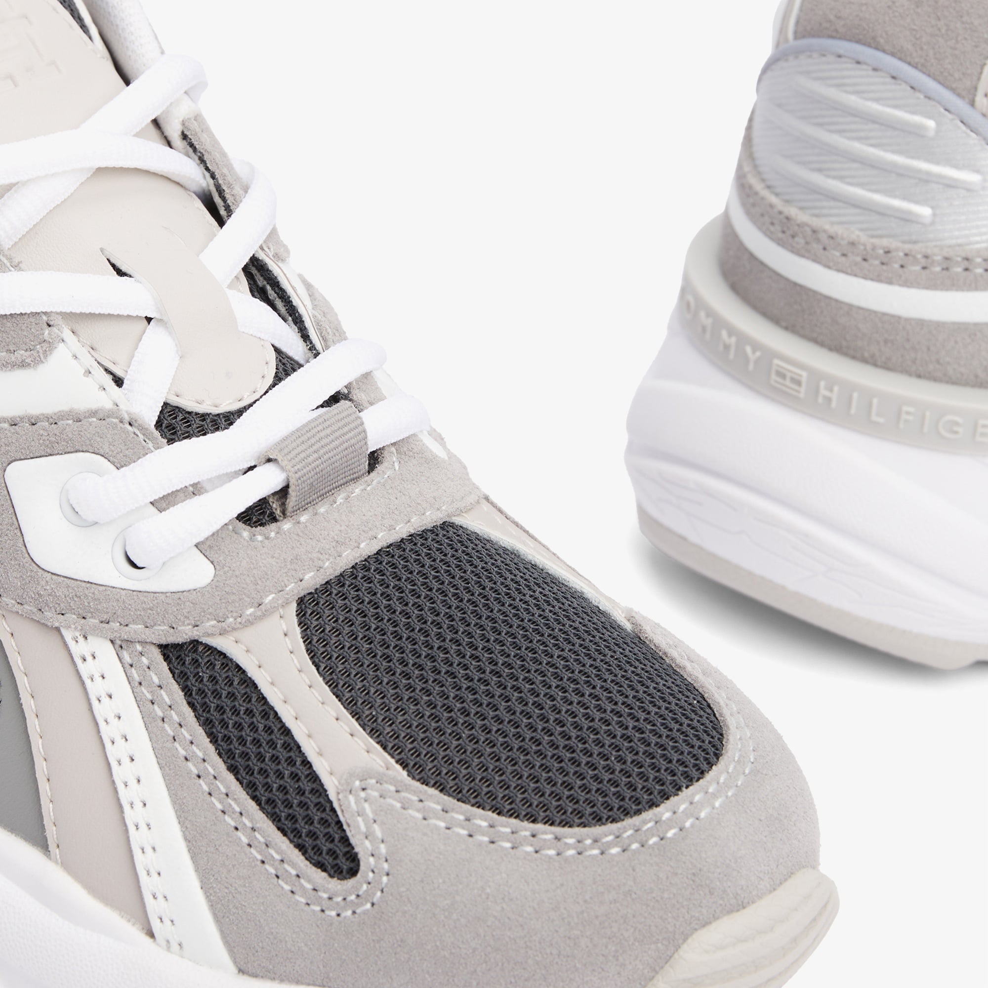 Tommy Hilfiger Modern Rugged Runner Kadın Gri Sneaker