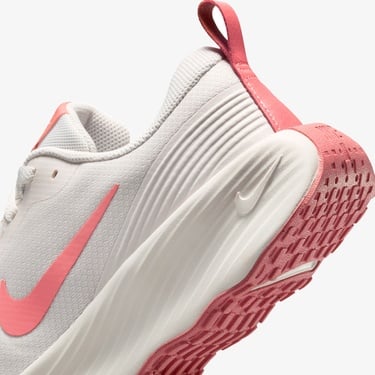  Nike Promina Kadın Krem Rengi Spor Ayakkabı