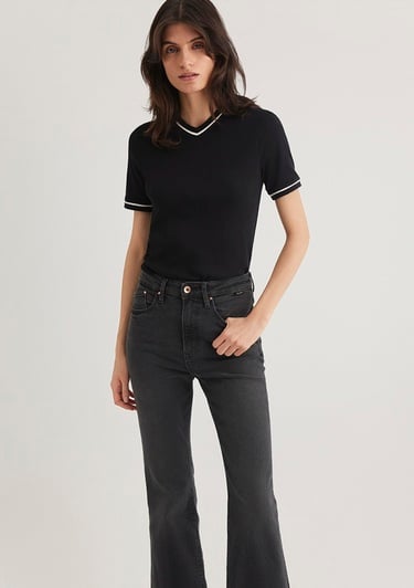  Mavi V Yaka Şerit Detaylı Beyaz Tişört Slim Fit / Dar Kesim 1612906-900