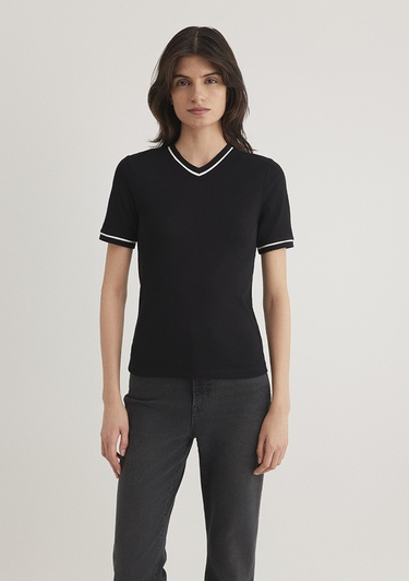  Mavi V Yaka Şerit Detaylı Beyaz Tişört Slim Fit / Dar Kesim 1612906-900