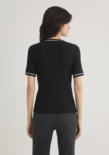  Mavi V Yaka Şerit Detaylı Beyaz Tişört Slim Fit / Dar Kesim 1612906-900