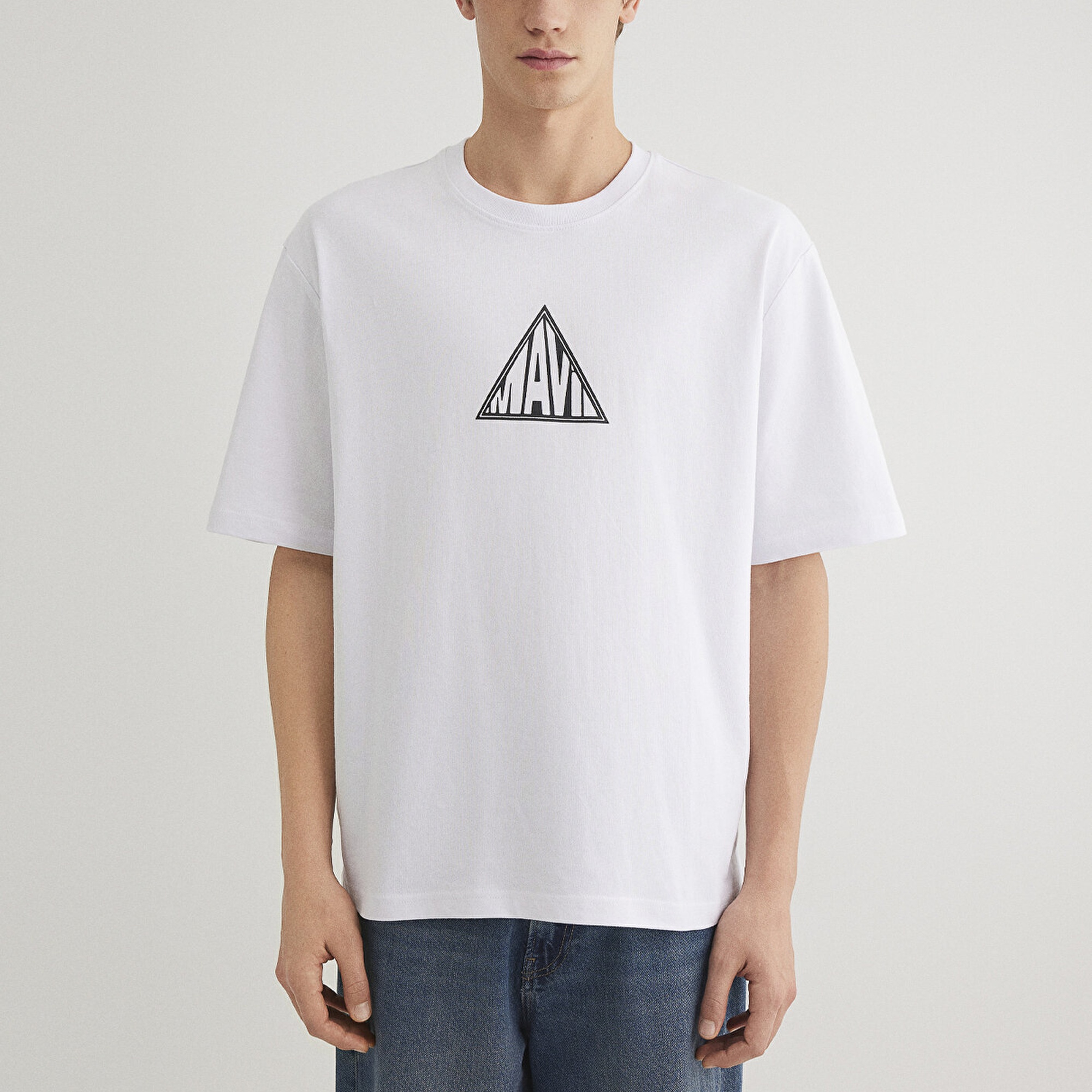 Mavi Mavi Baskılı Beyaz Tişört Loose Fit / Bol Rahat Kesim 0612524-620