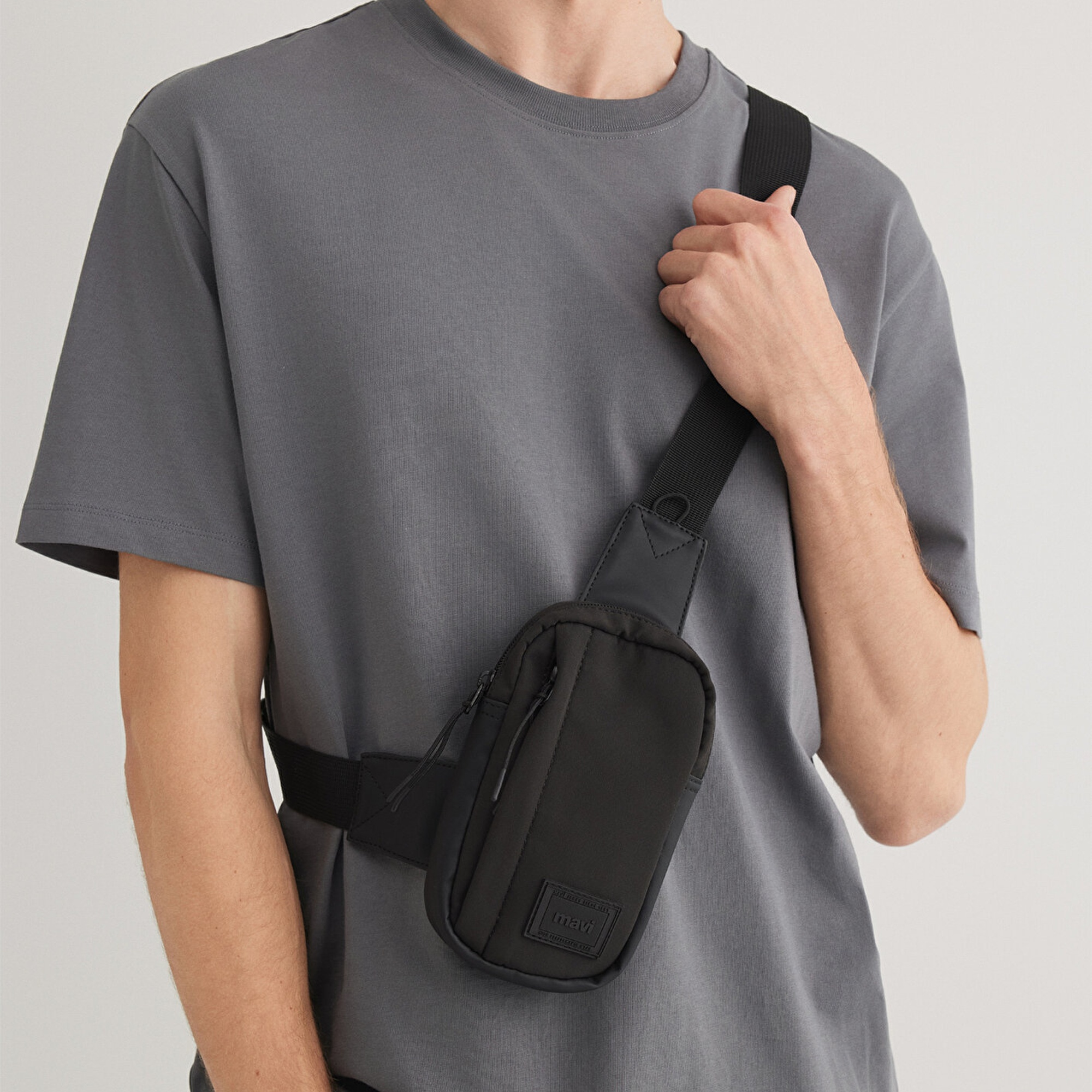 Mavi Siyah Çapraz Çanta 0911838-900