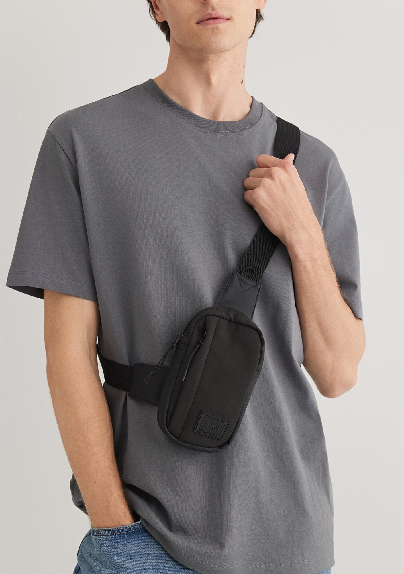  Mavi Siyah Çapraz Çanta 0911838-900