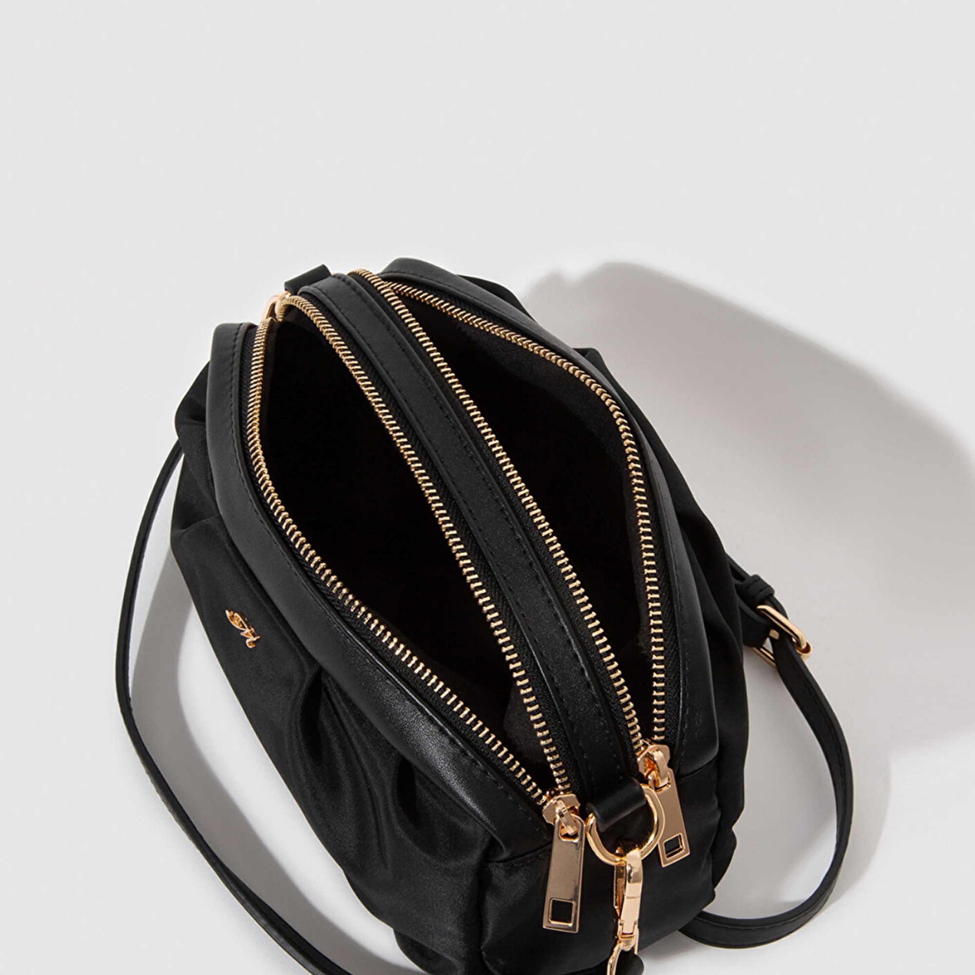 Mavi Siyah Çapraz Çanta 1913046-900